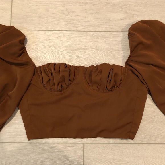 Brown Off The Shoulder Crop Top - Picture 2 of 4